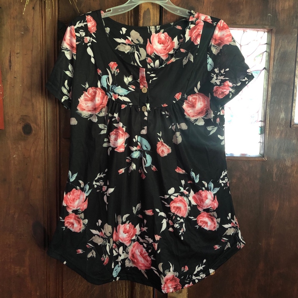 Floral top